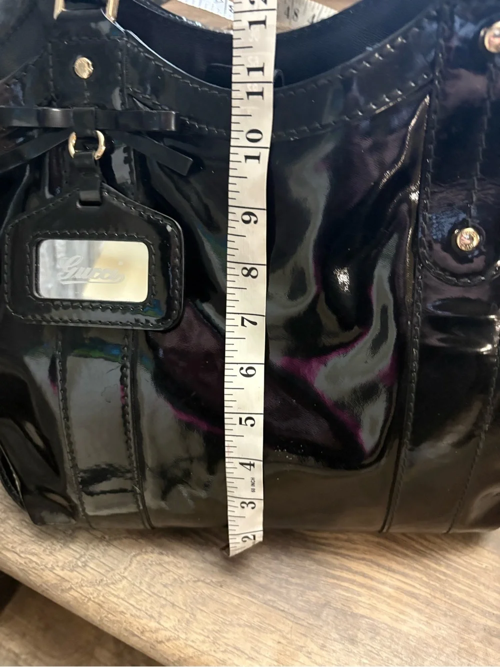 Gucci Black Patent Leather Shoulder Bag with Logo Tag